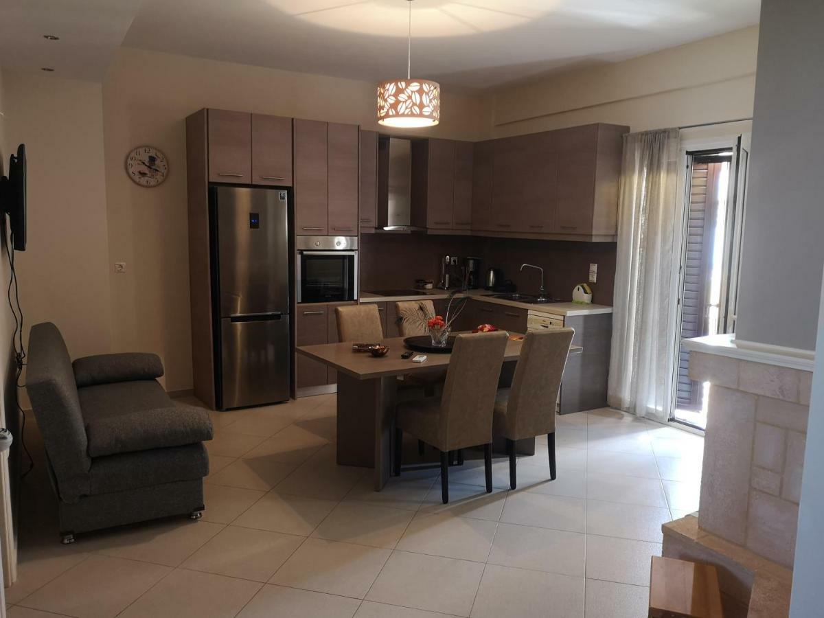 Eleni Apartment Perdika  Ngoại thất bức ảnh